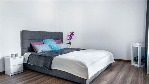 Advert pic 0