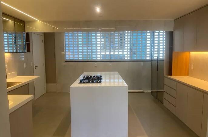 Purchase: Apartment (70275-000)