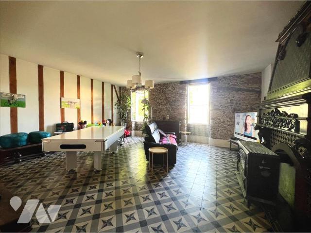 Maison à vendre, 420m², Lesperon