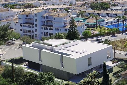 Plot With Approved Project And Adjacent 3-Bedroom House, Praia Da Luz