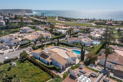 Fantastisk Villa Med 4 Sovrum Och Havsutsikt I Praia Da Luz