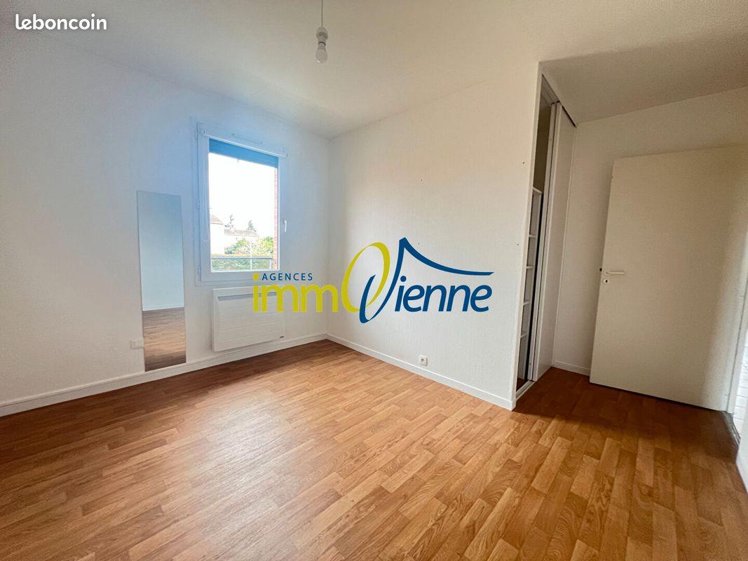 Maison à louer, 135m², Gouex