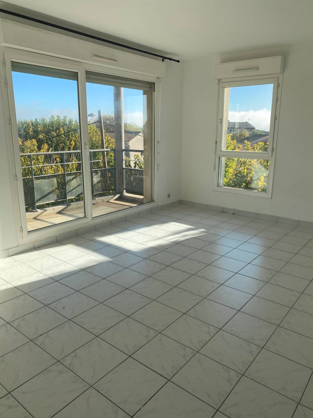 Appartement à vendre, 64m², Pont-Saint-Esprit