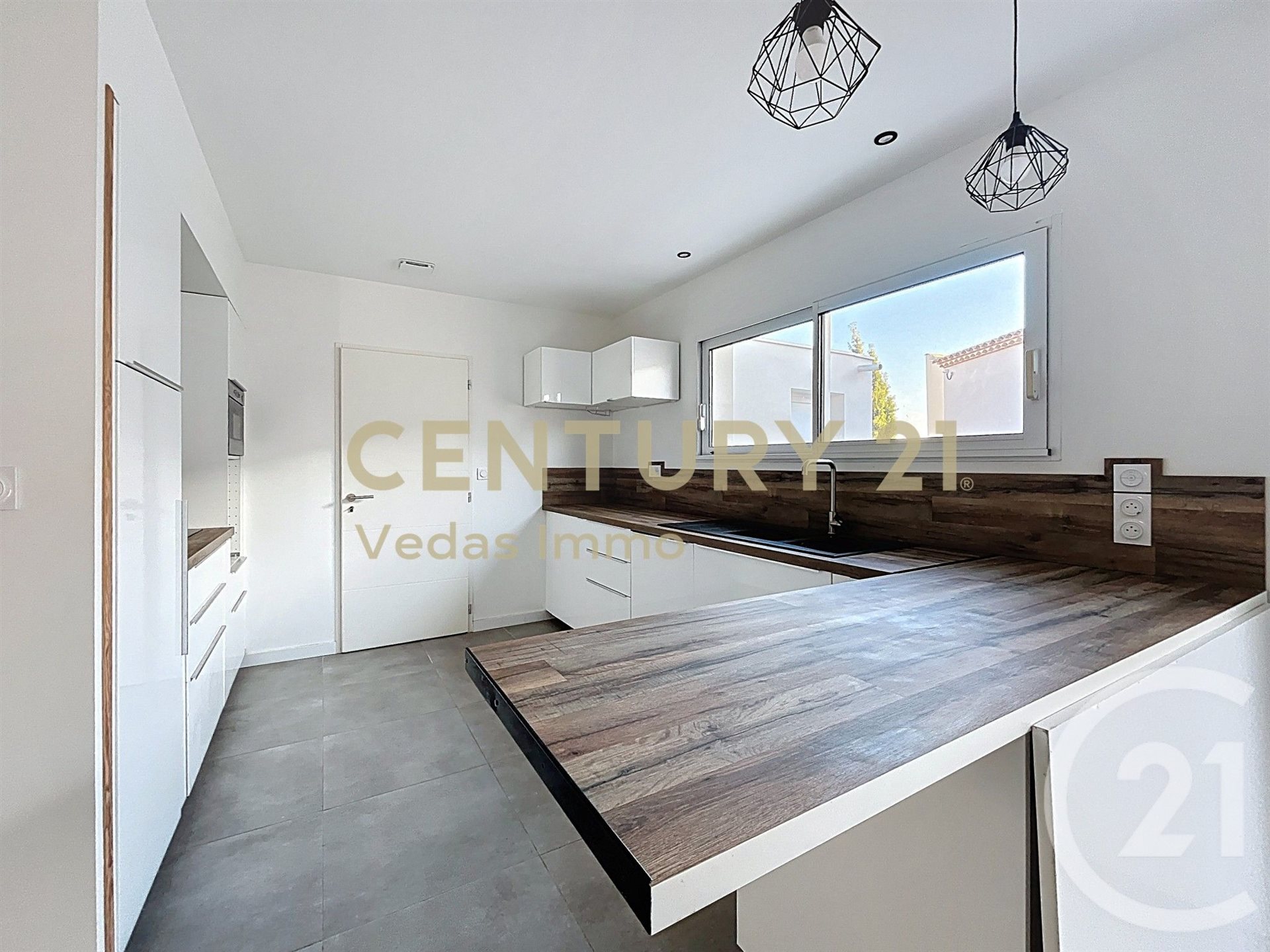 Maison à louer, 102m², Montbazin