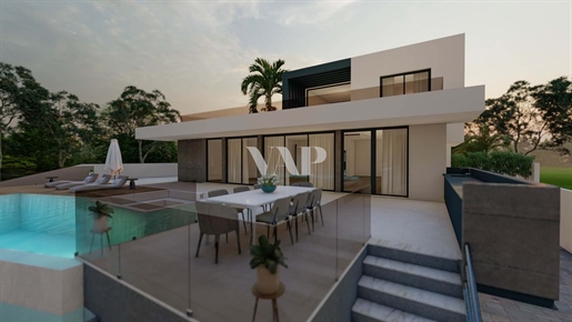 Land with approved construction project for 3 bedroom villa, Alcantarilha