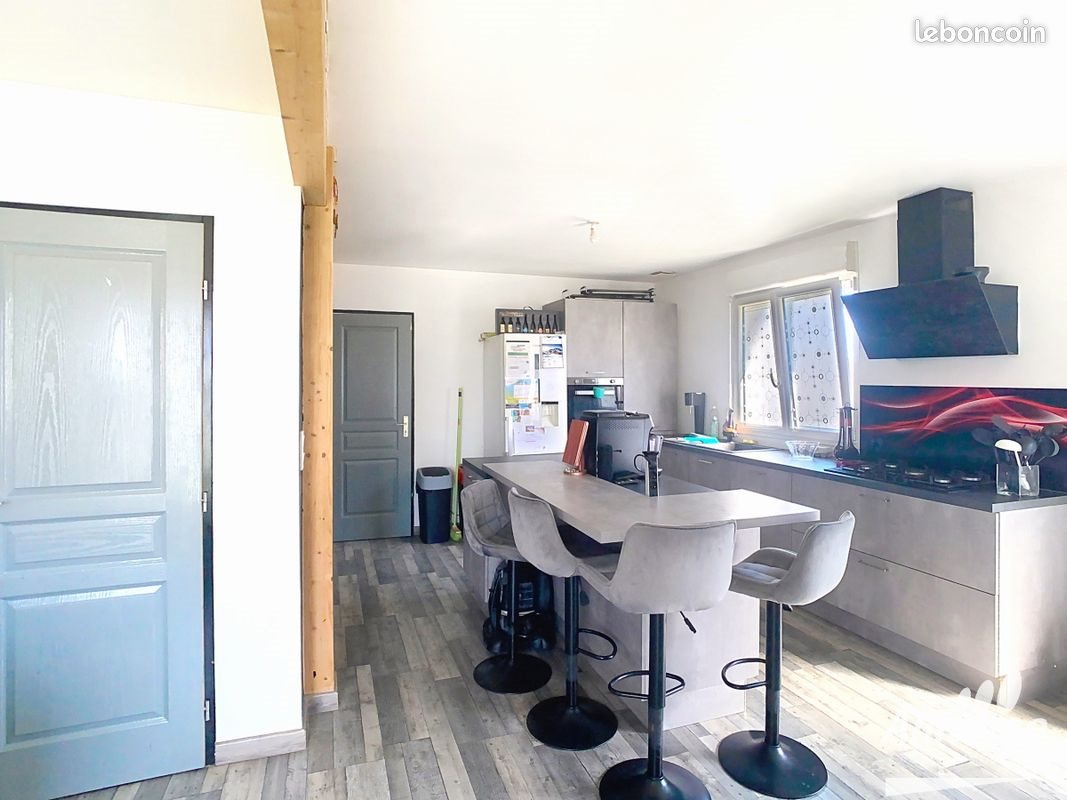 Maison à louer, 84m², Delle
