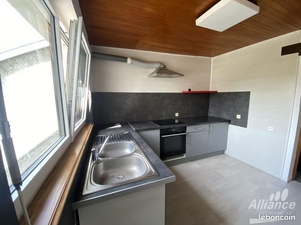 Maison à louer, 103m², Saint-Dizier-l'Evêque