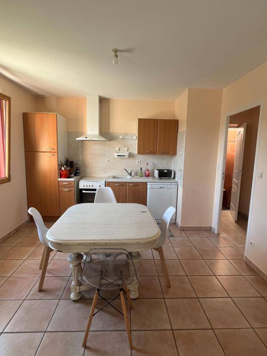 Maison à louer, 89m², Evron