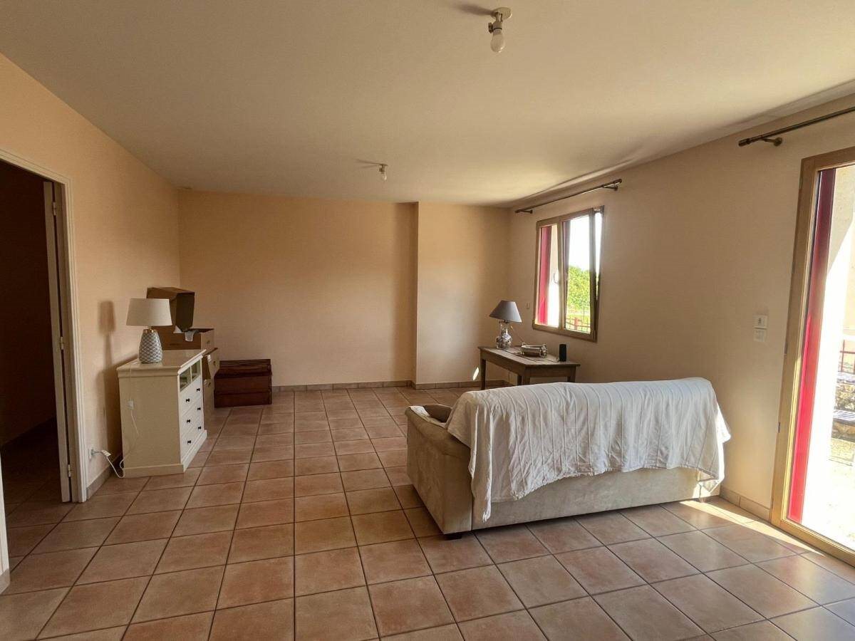 Maison à louer, 89m², Evron