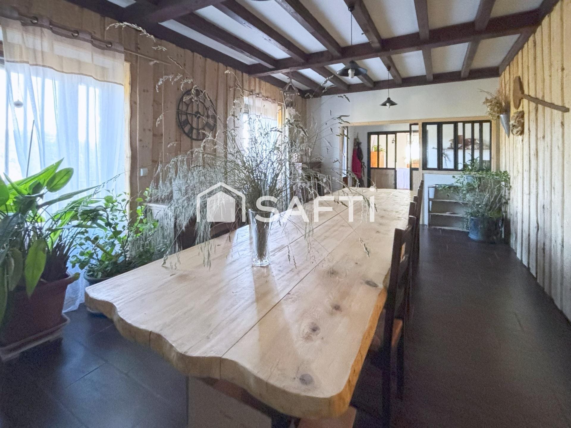 Maison à vendre, 230m², Borée