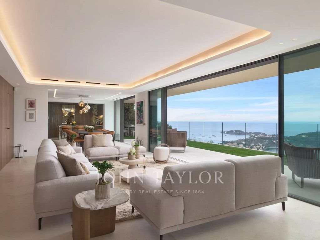 Maison à louer, 450m², Villefranche-sur-Mer