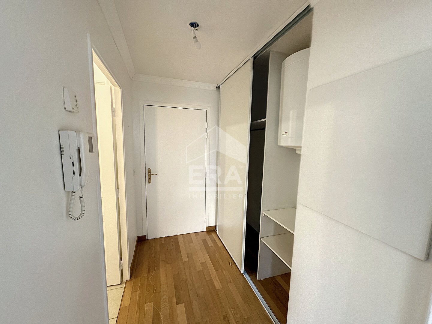 Appartement à louer, 25m², Lamorlaye