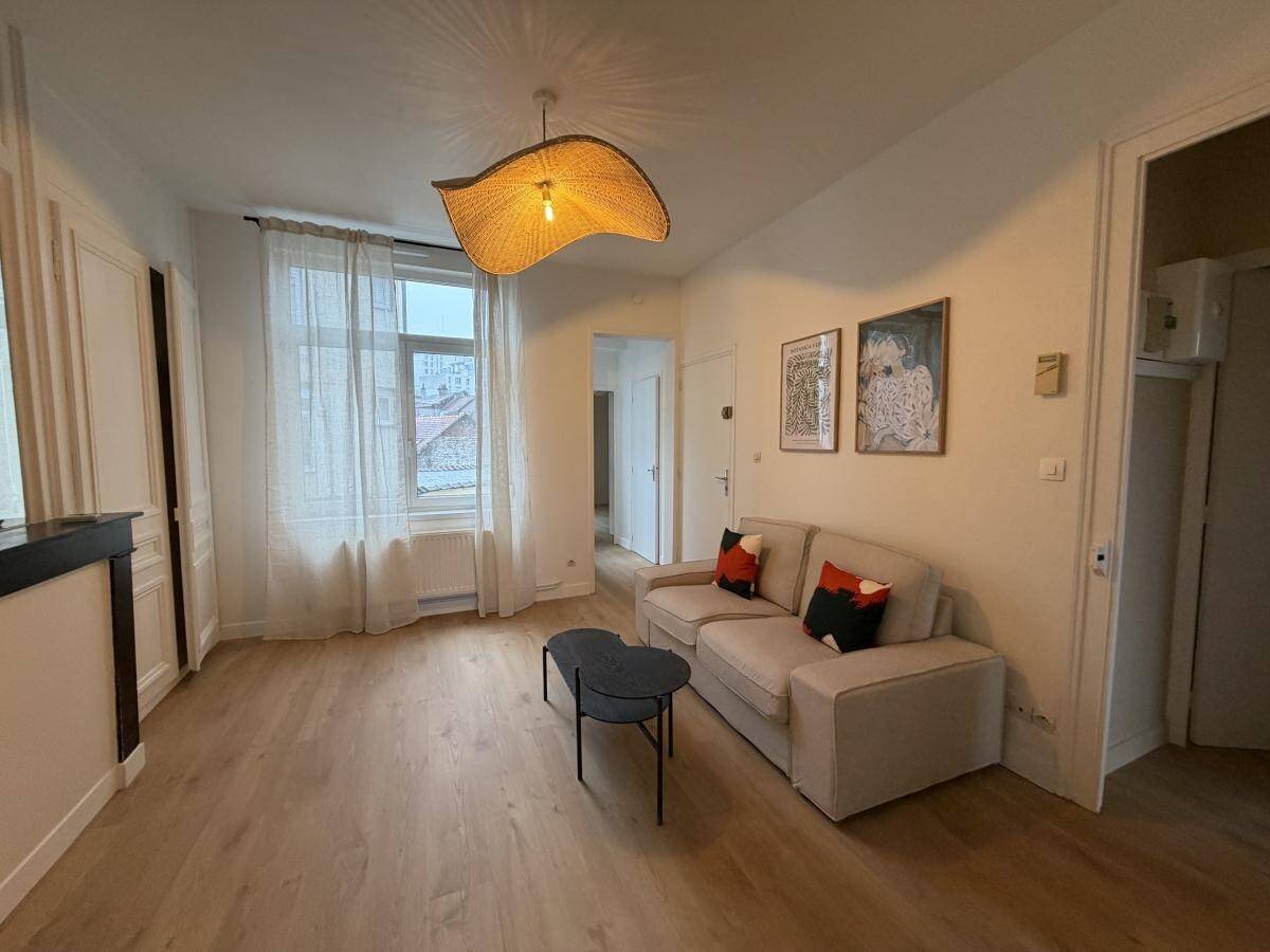Appartement à louer, 51m², Lille