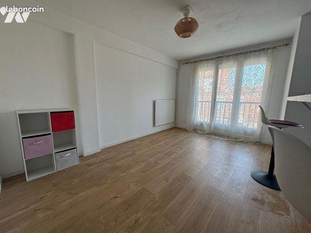 Appartement à louer, 42m², Lille