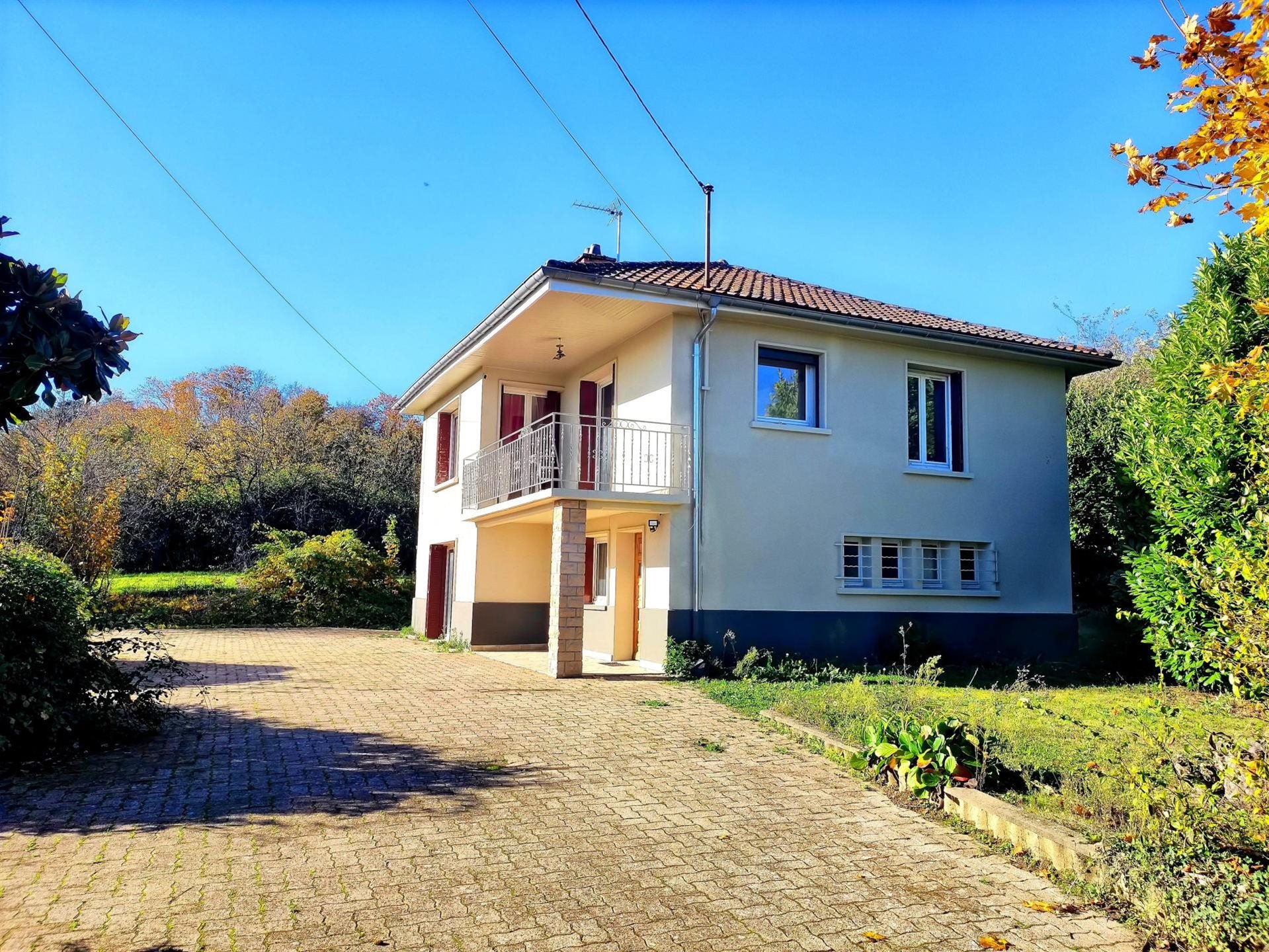 Maison à vendre, 129m², Charnay-lès-Mâcon