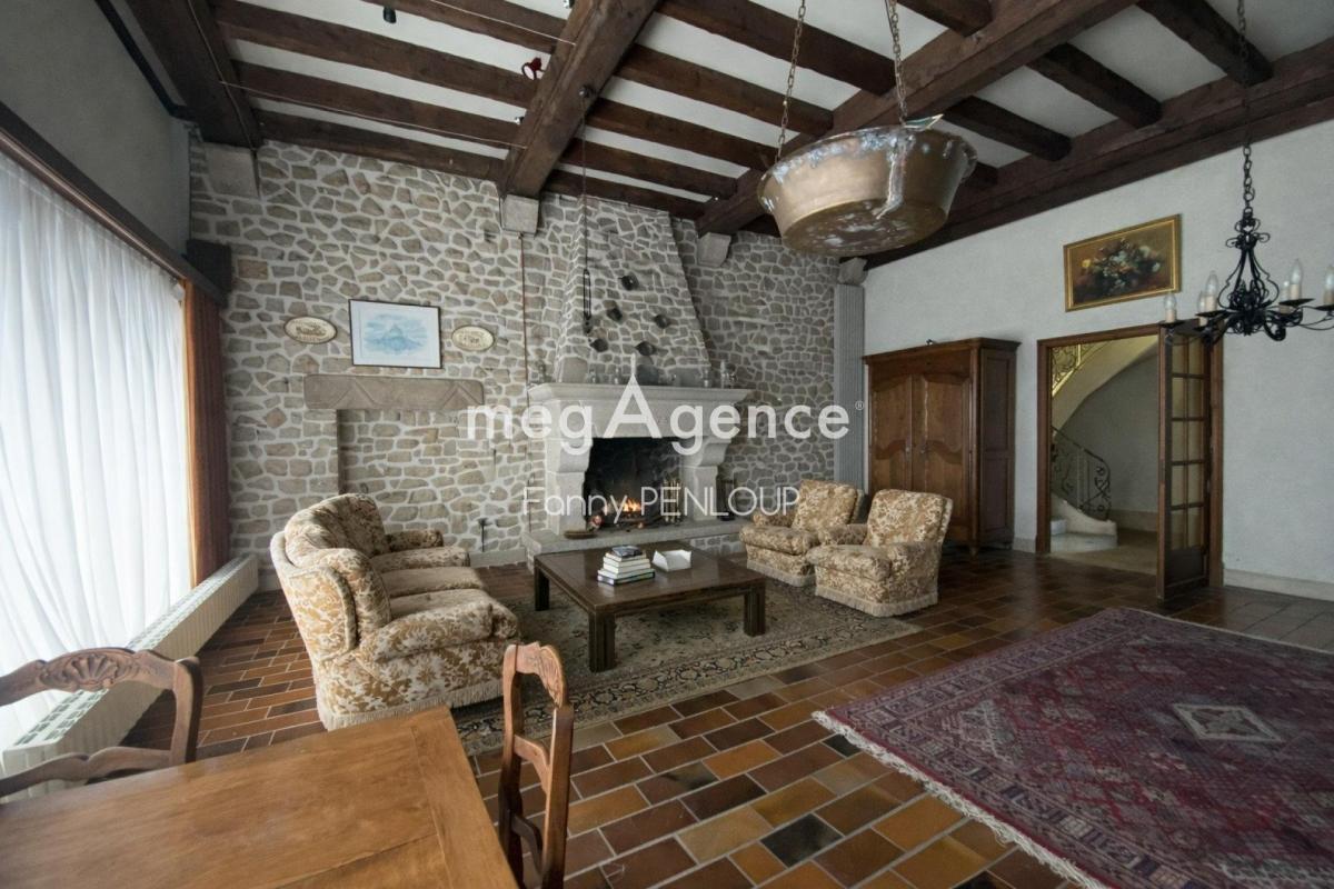 Maison à vendre, 200m², Saint-Hilaire-du-Harcouët