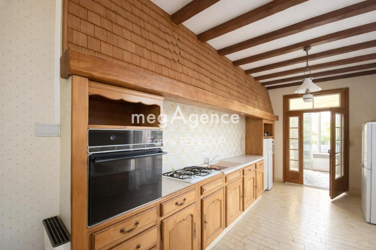 Maison à vendre, 200m², Saint-Hilaire-du-Harcouët