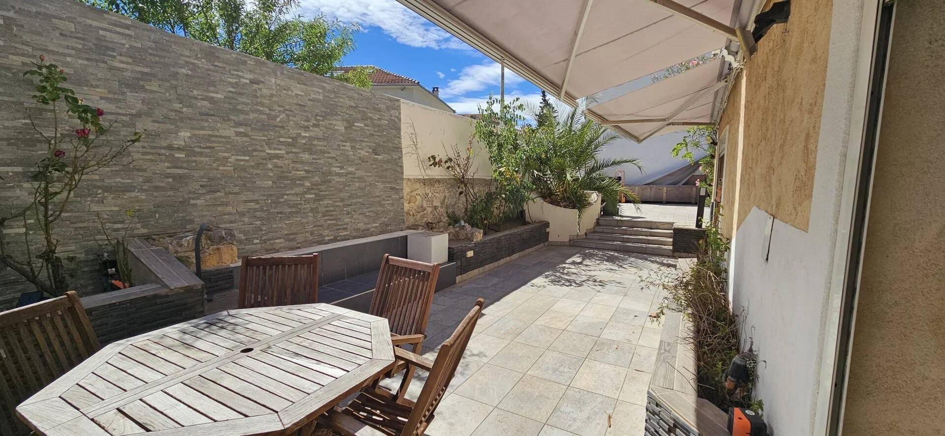 Maison à louer, 149m², Aix-en-Provence