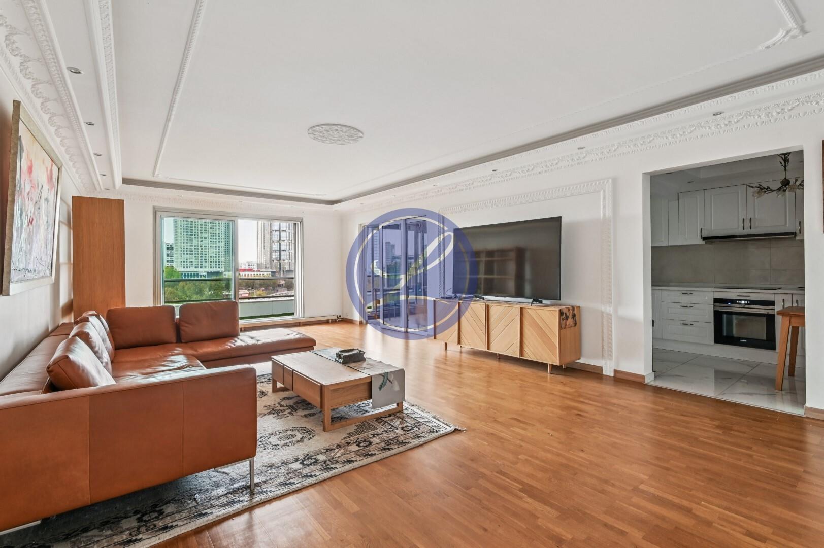 Appartement à louer, 113m², Paris 16ème