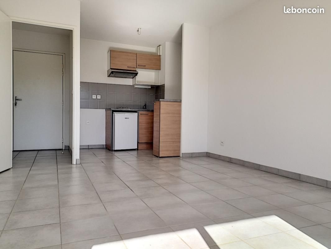 Appartement à louer, 37m², Damazan