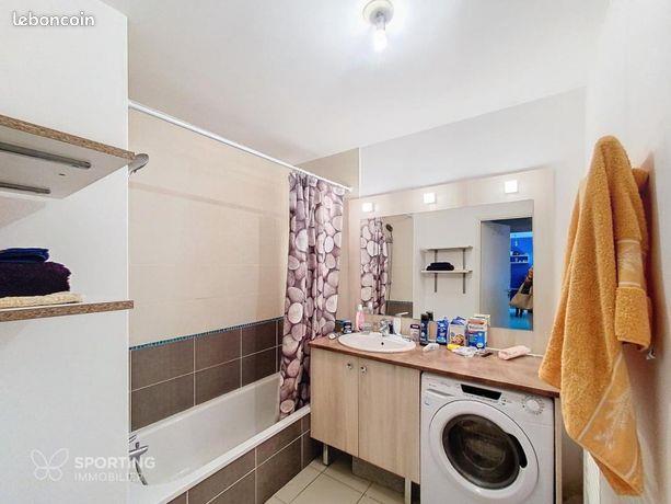 Maison à louer, 61m², Montrabé