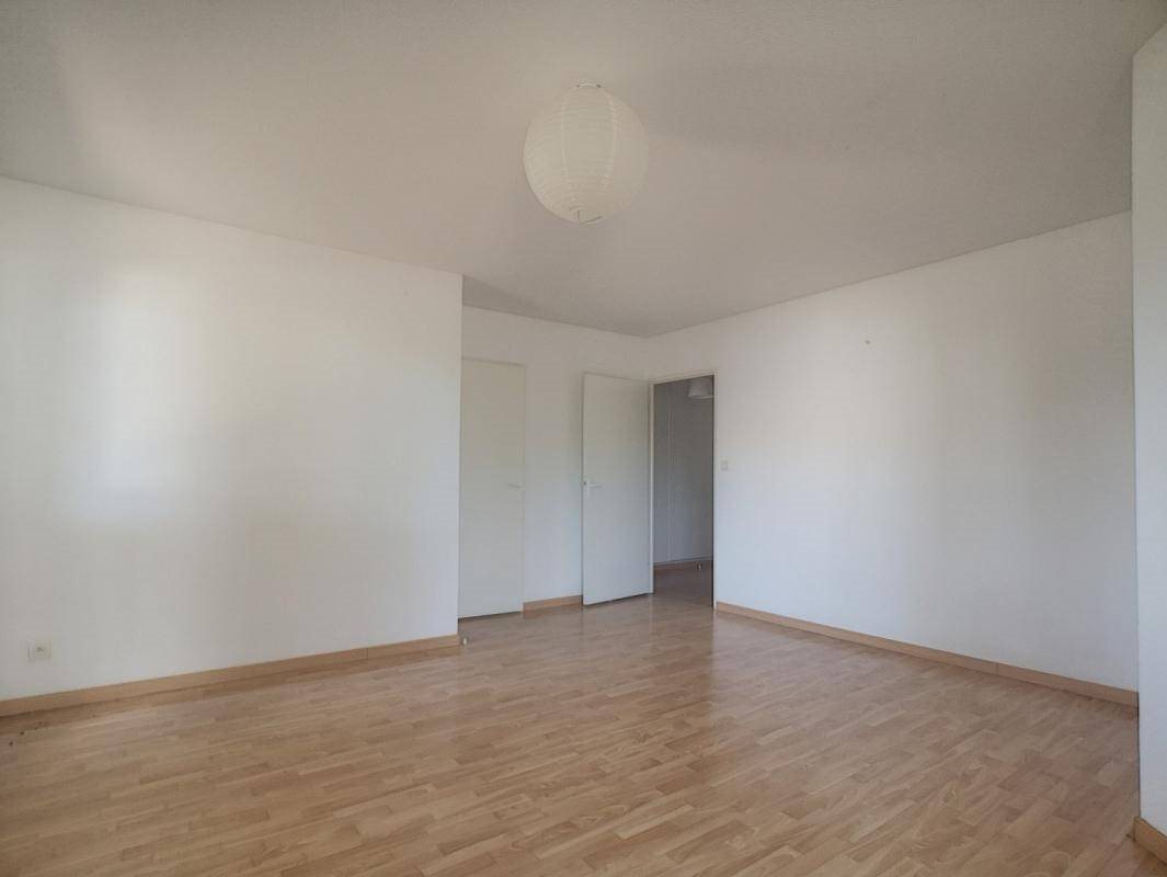 Appartement à louer, 65m², Saint-Sulpice