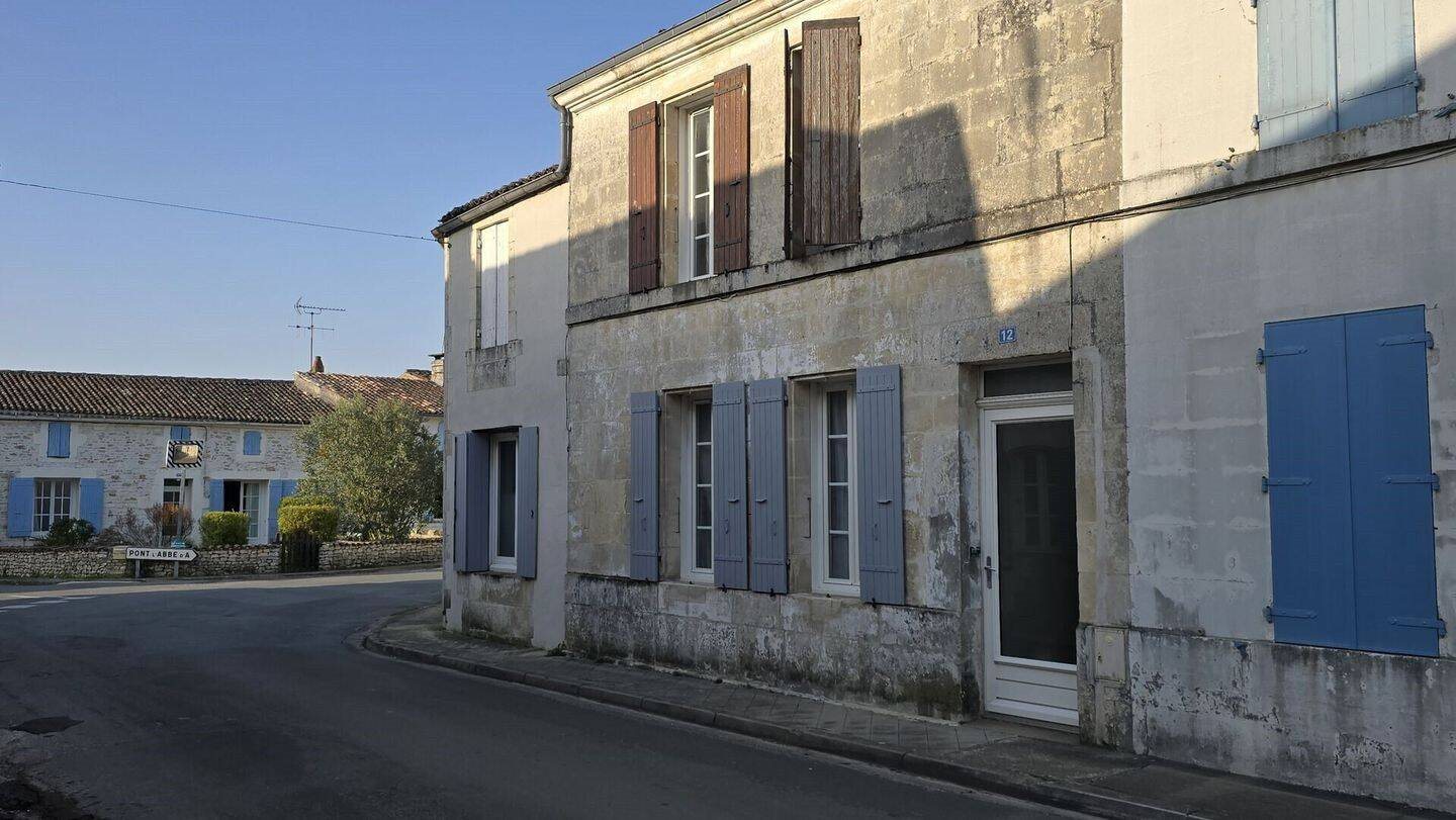 Appartement à vendre, 150m², Corme-Royal