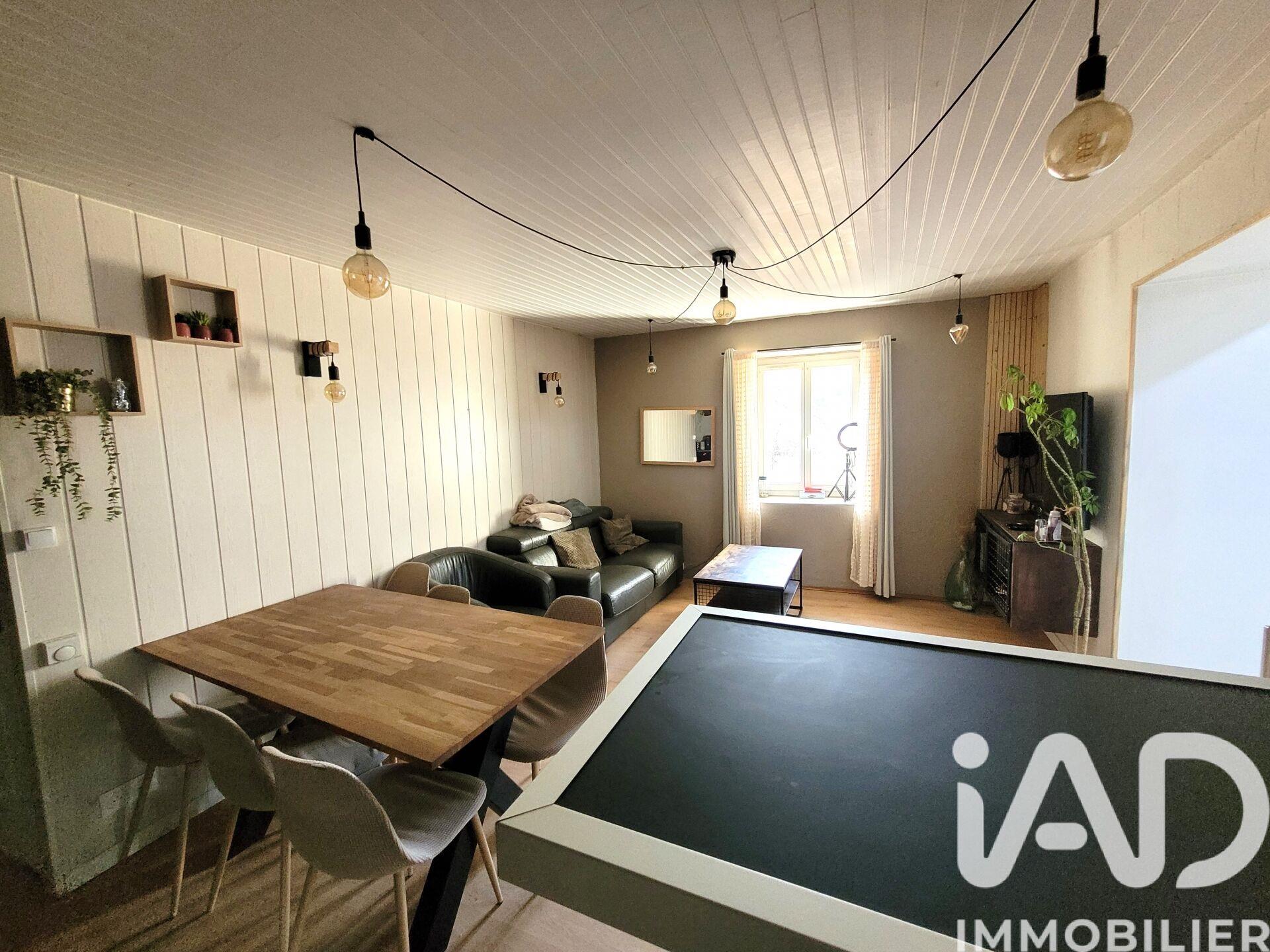 Maison à vendre, 73m², Le Chambon-Feugerolles