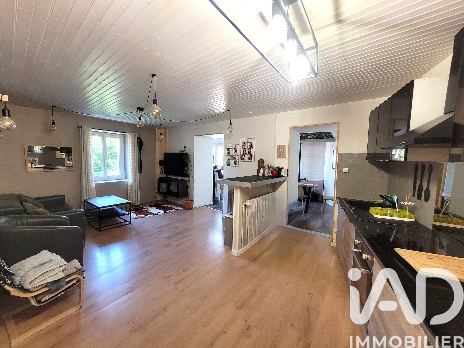 Maison à vendre, 73m², Le Chambon-Feugerolles