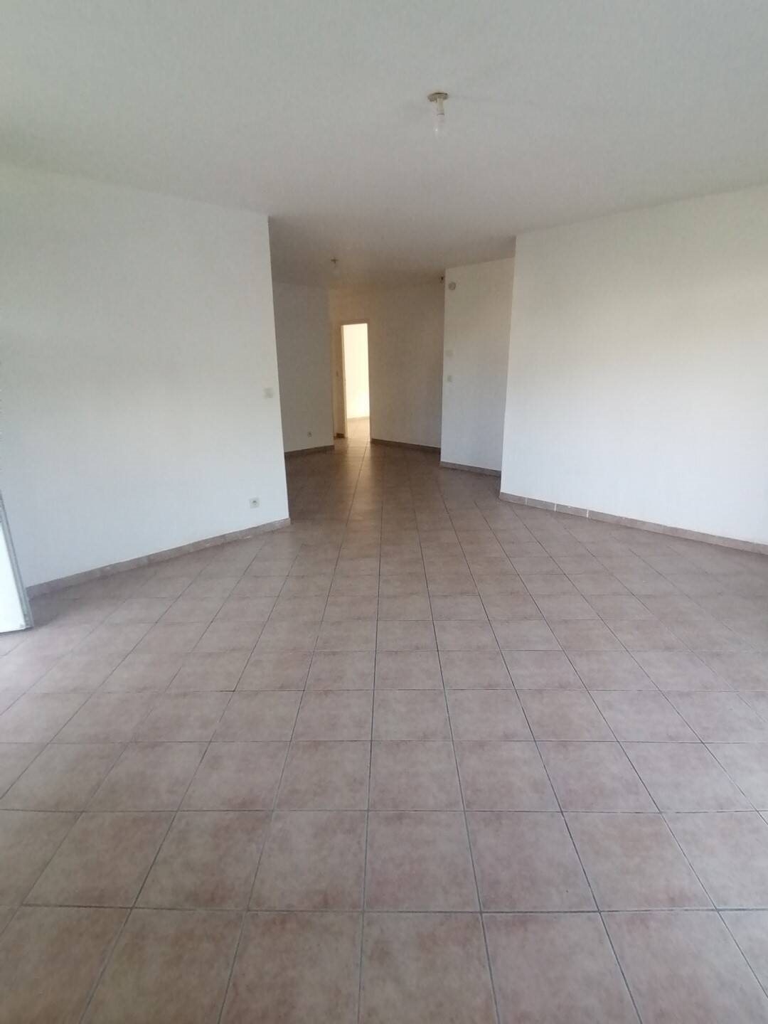 Maison à louer, 80m², Parentis-en-Born