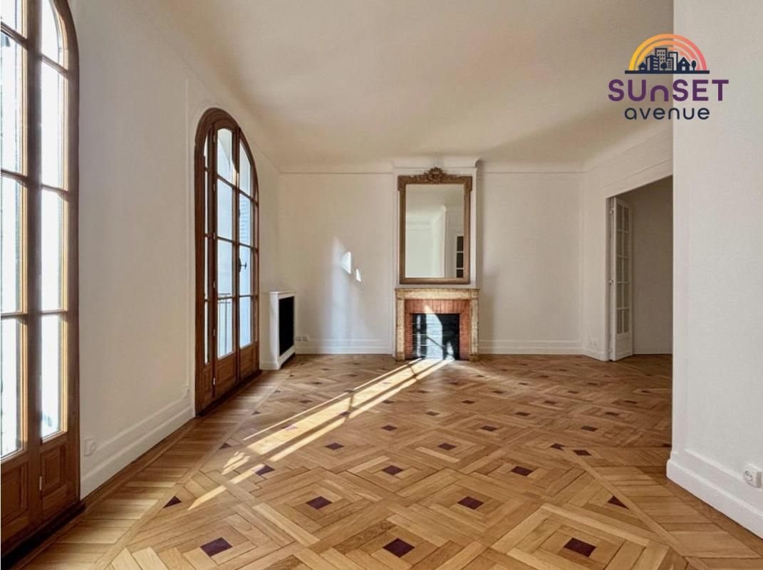 Maison à louer, 237m², Paris 15ème