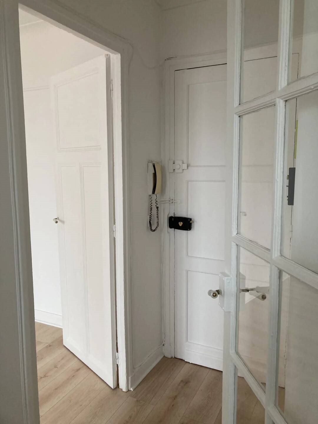 Appartement à louer, 19m², Paris 14ème