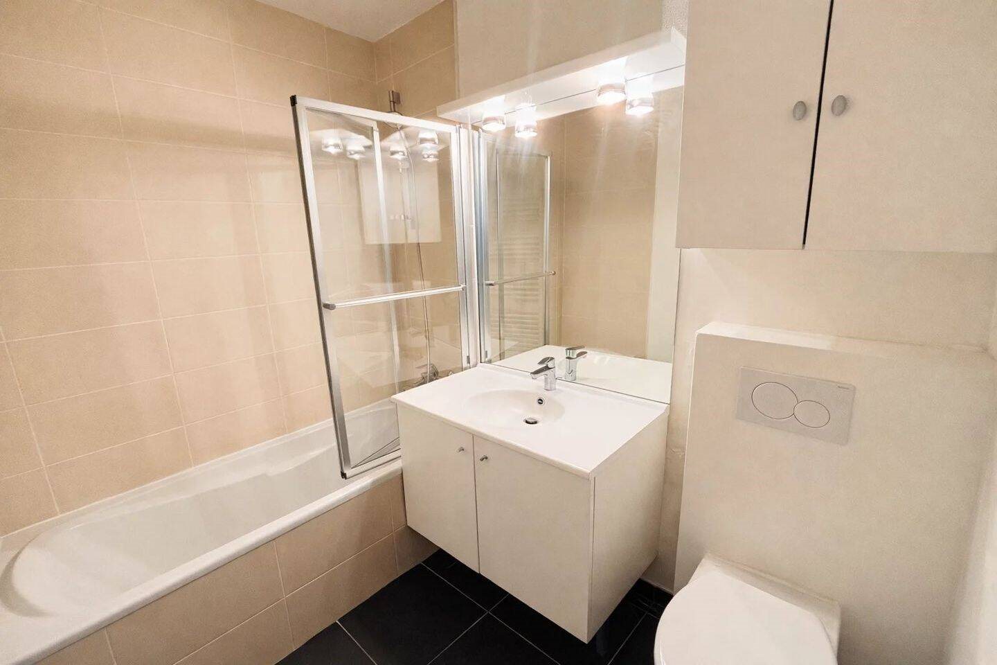 Maison à louer, 73m², Neuvecelle