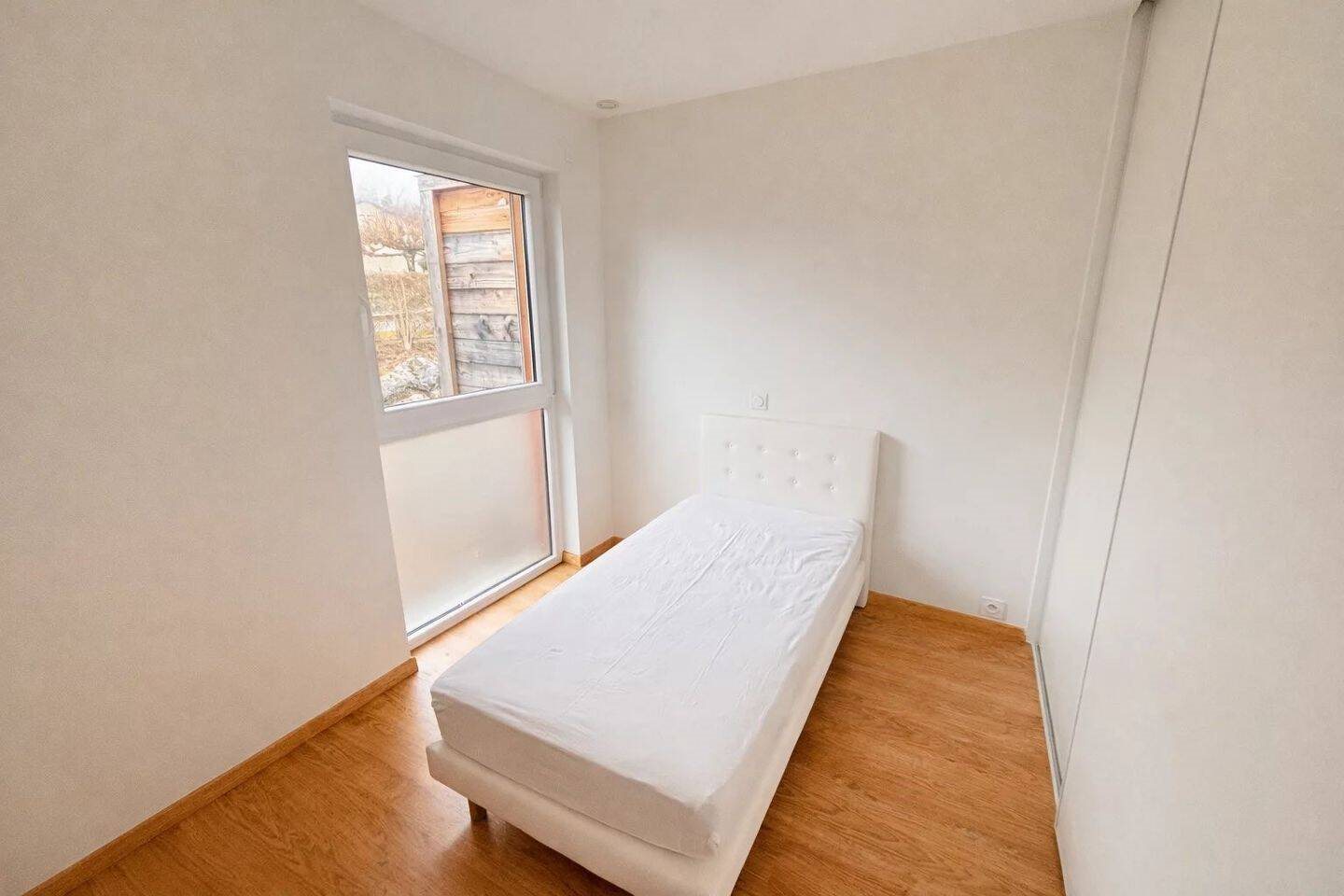 Maison à louer, 73m², Neuvecelle