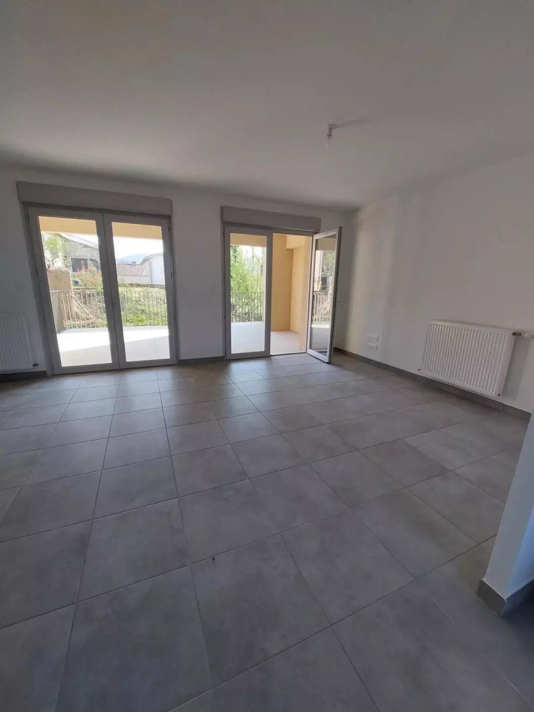 Appartement à louer, 92m², Lentilly
