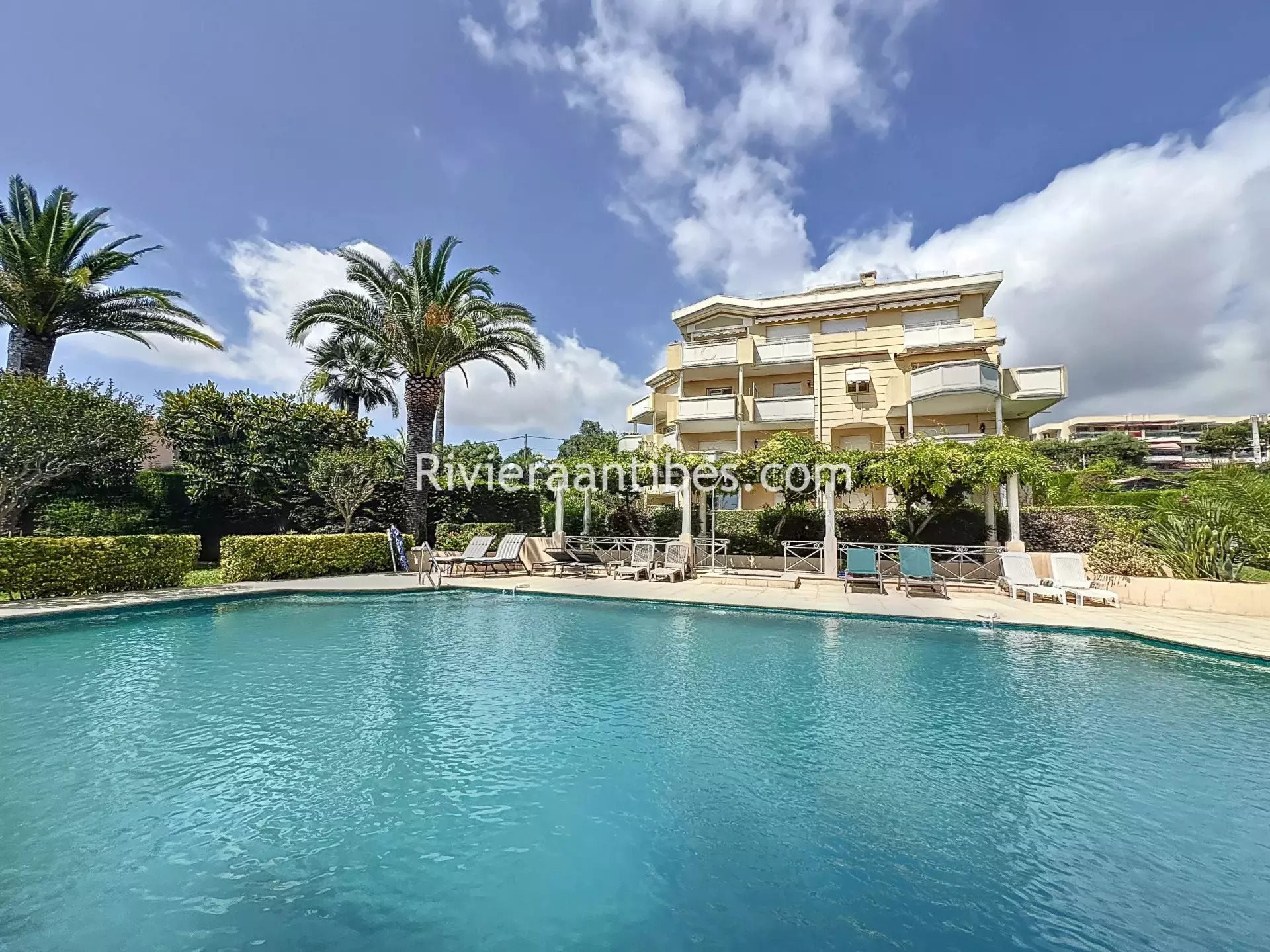 Appartement à vendre, 77m², Antibes