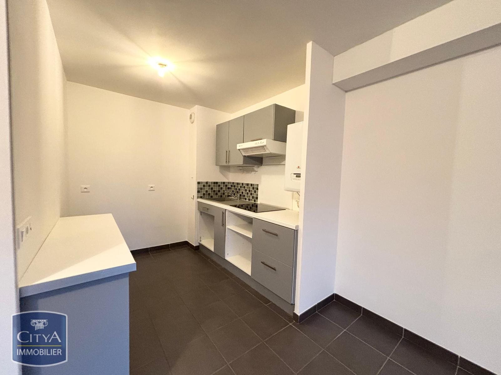 Appartement à louer, 45m², Saint-Saulve