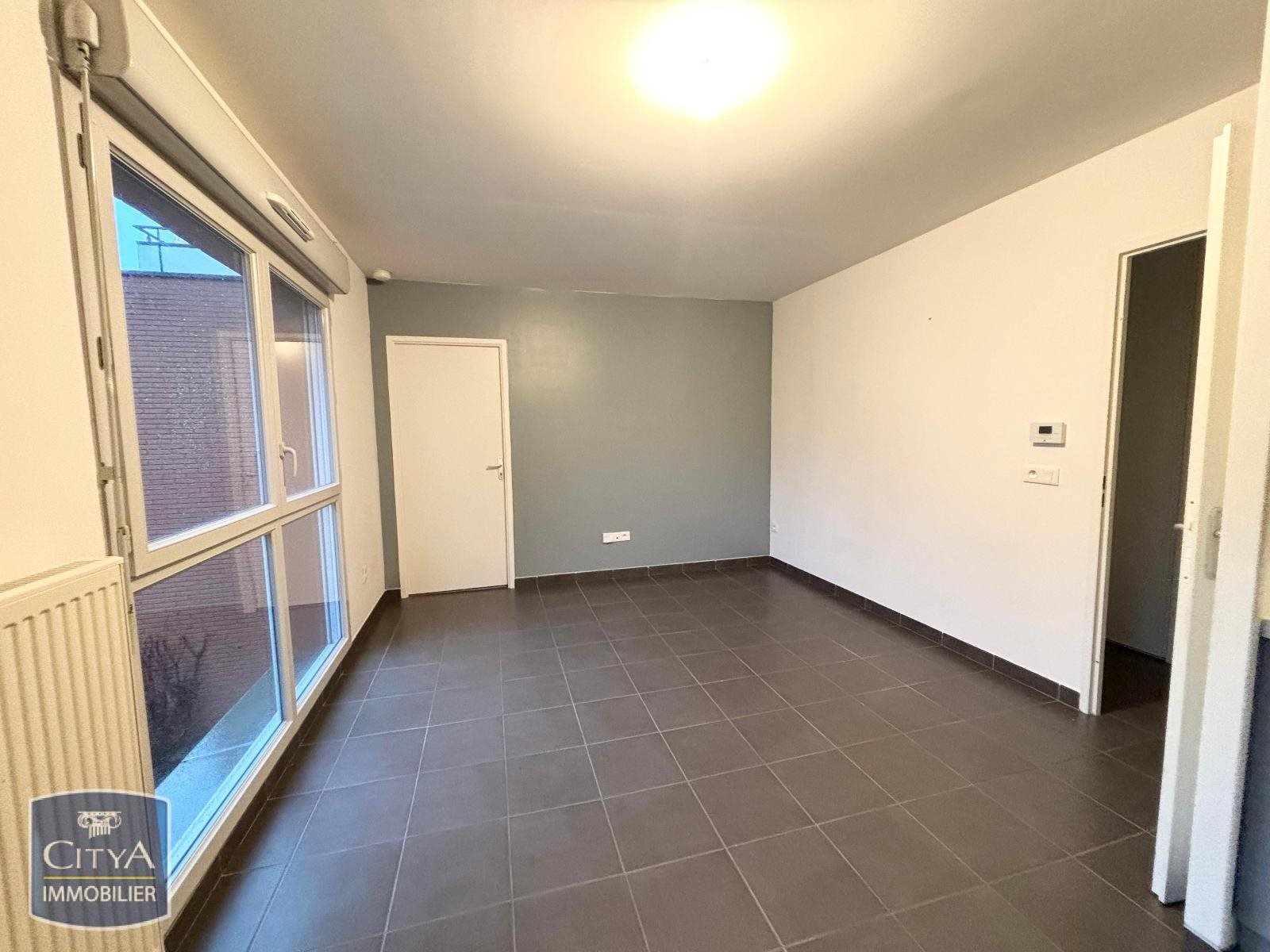Appartement à louer, 45m², Saint-Saulve