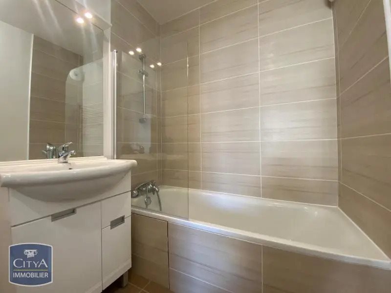 Appartement à louer, 46m², Lucé