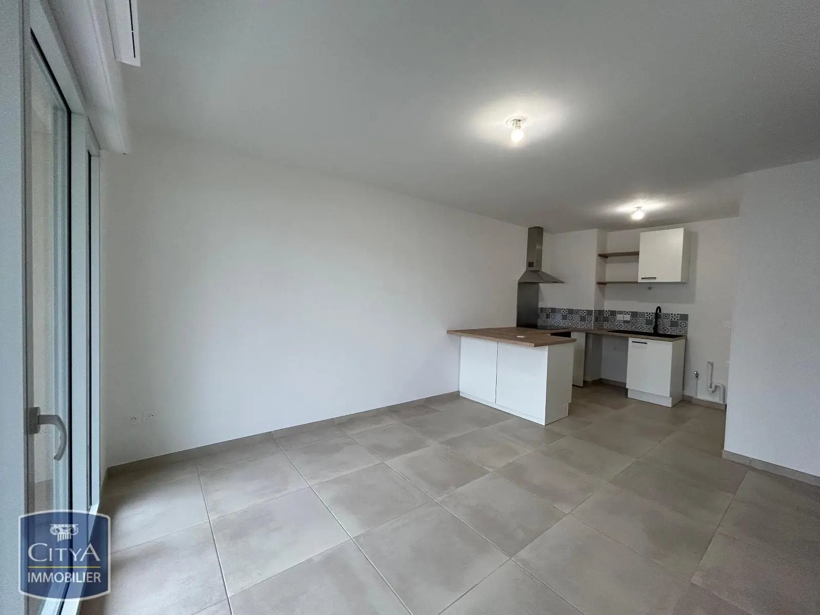 Appartement à louer, 43m², Trans-en-Provence