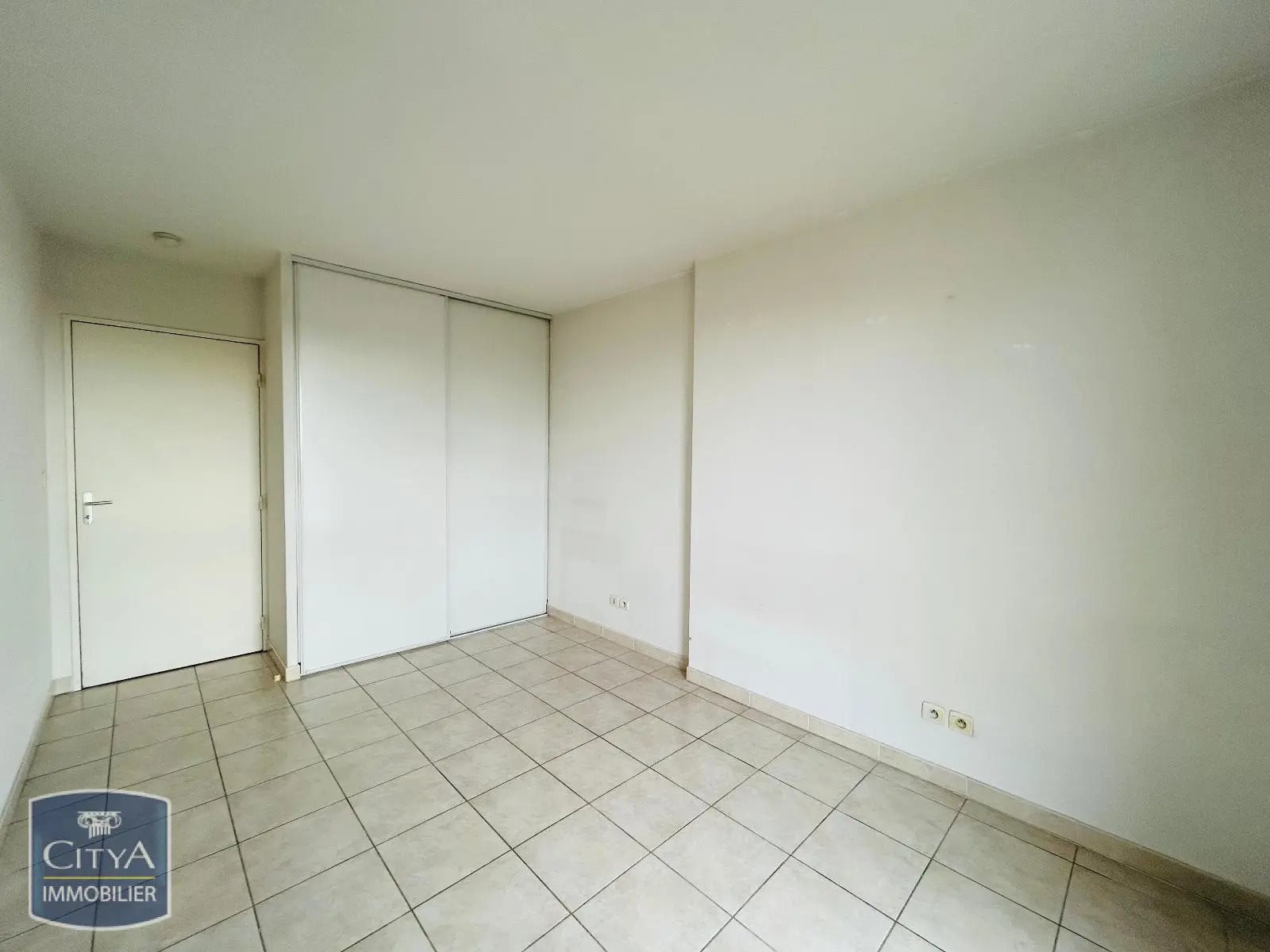 Appartement à louer, 38m², Istres