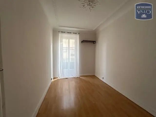 Appartement à louer, 57m², Nice