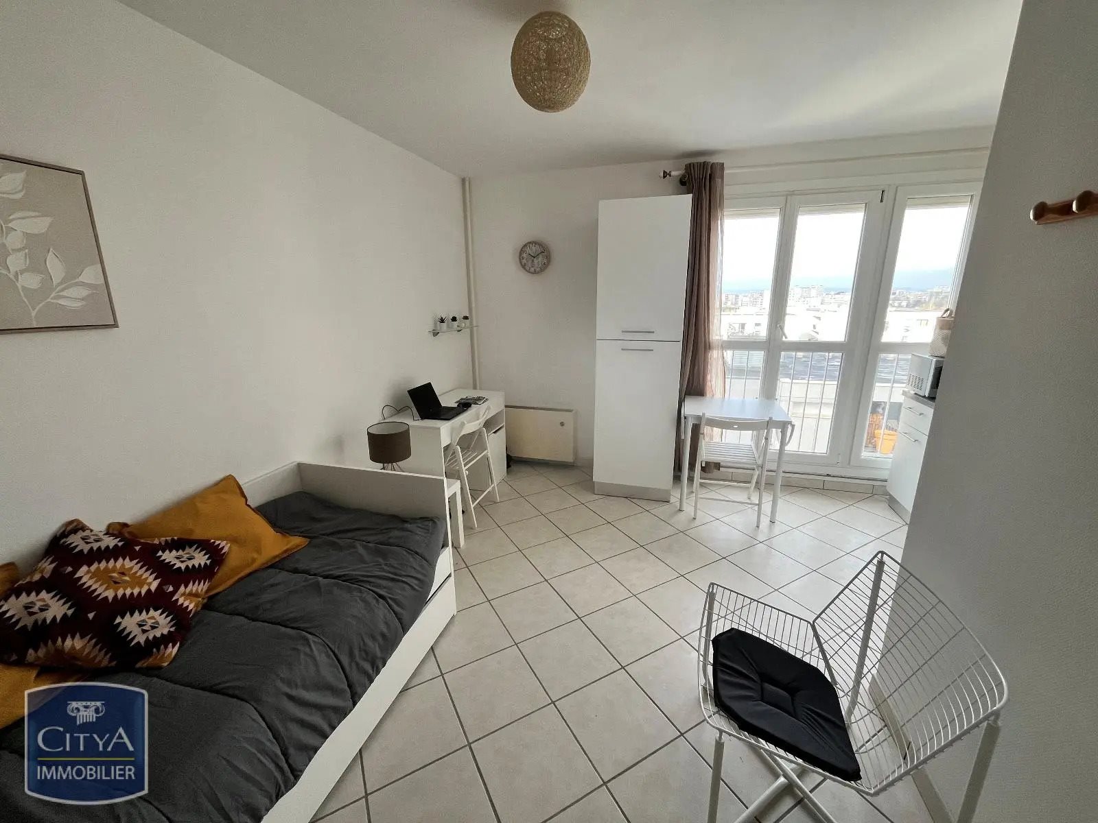 Appartement à louer, 18m², Reims