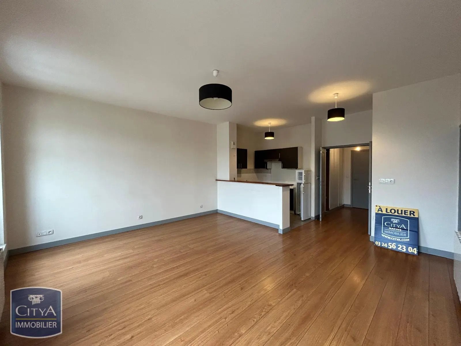 Appartement à louer, 81m², Sedan