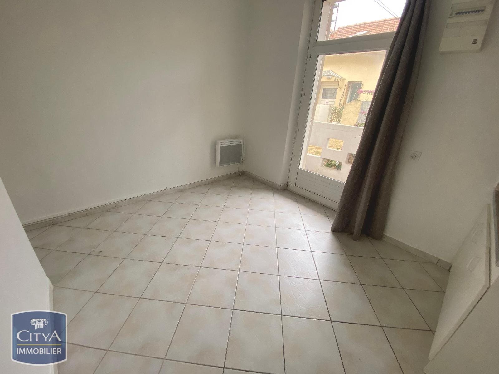 Appartement à louer, 29m², Toulon