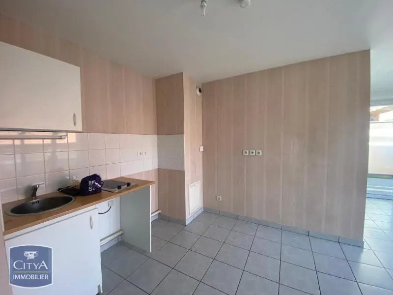 Appartement à louer, 42m², Décines-Charpieu
