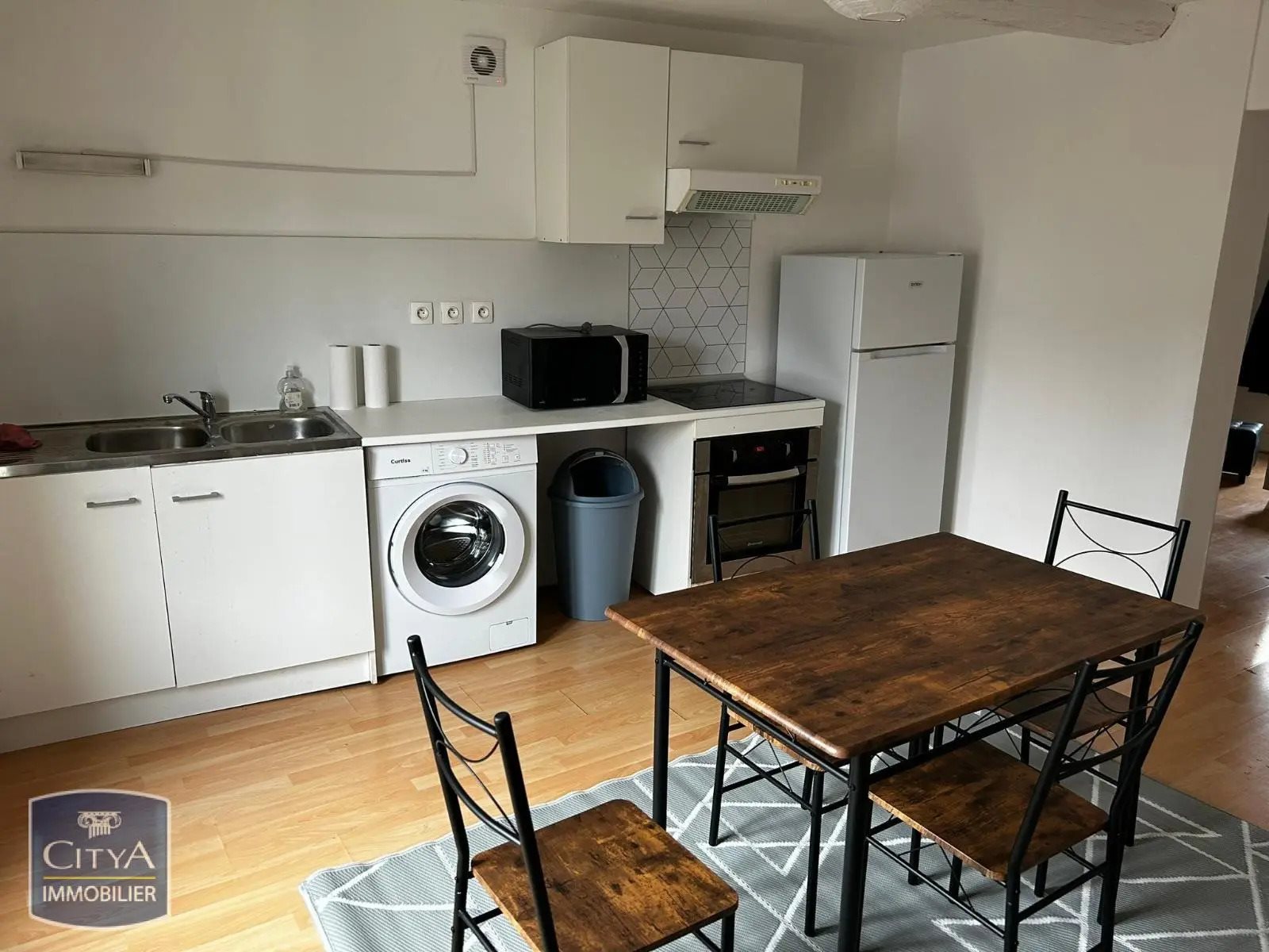 Appartement à louer, 39m², Lodève