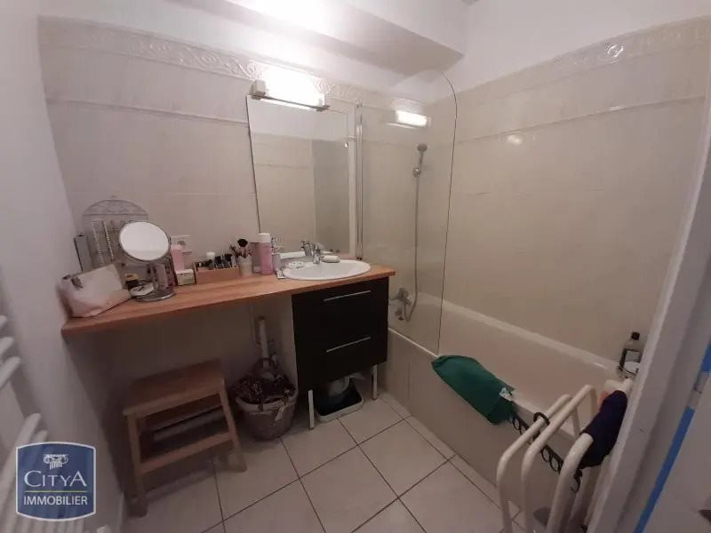 Appartement à louer, 26m², Saint-Cyr-sur-Loire