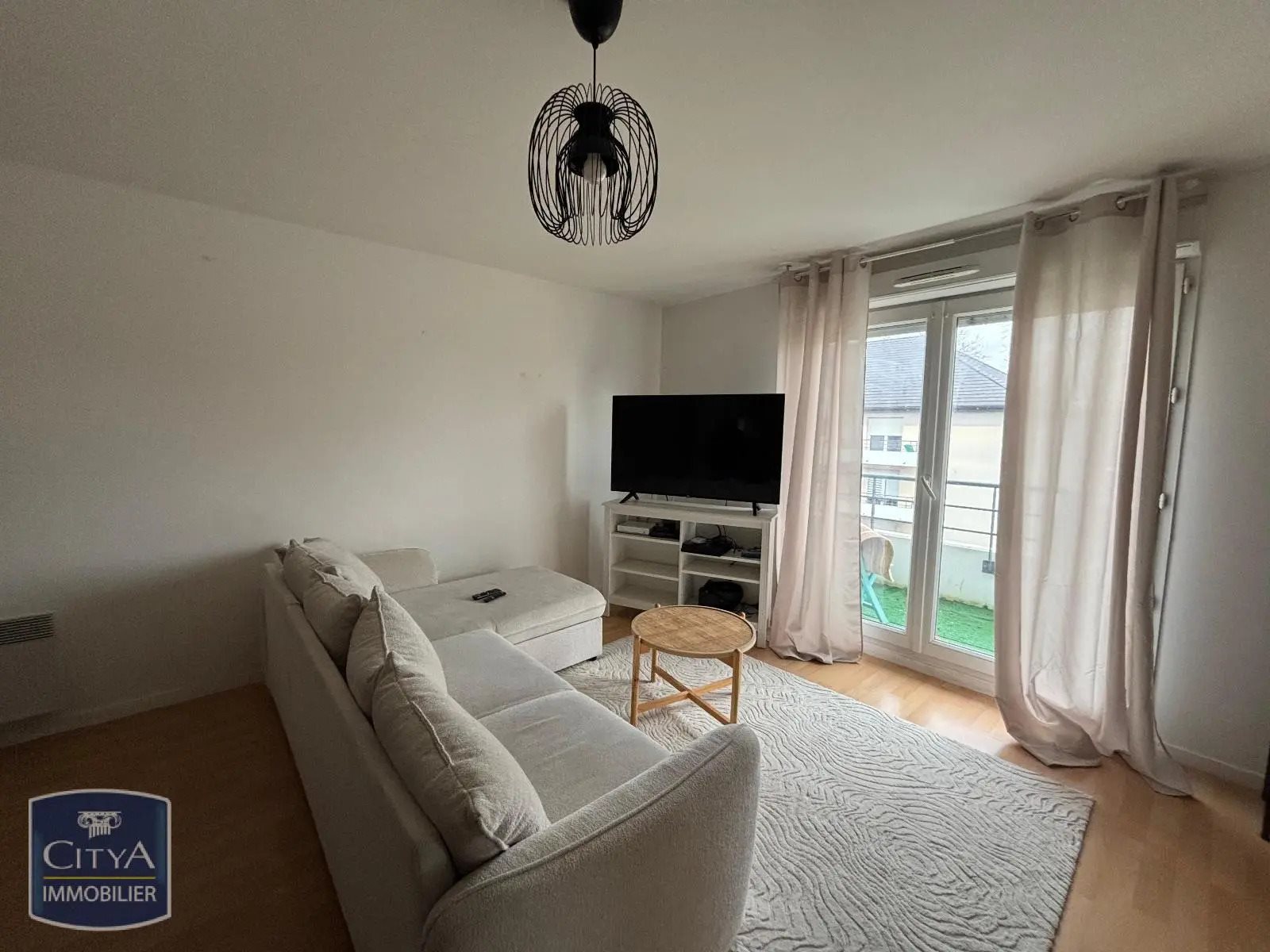 Appartement à louer, 45m², Beuvrages