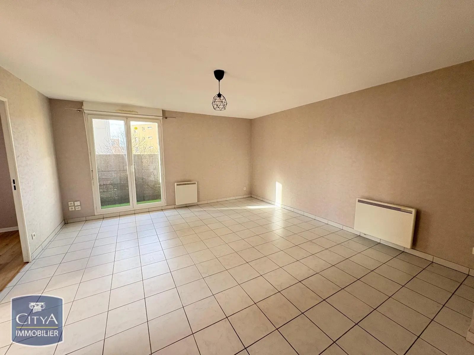Appartement à louer, 54m², Thiers